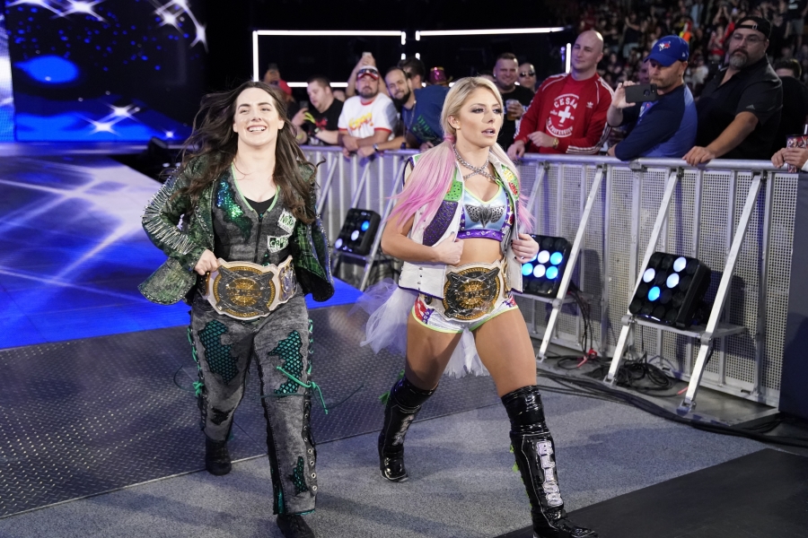 wwe-summerslam-2019-nikki-cross-alexa-bliss-the-iiconics.jpg