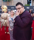 2019_Billboard_Awards_HeavyWeight_talks_wWWEs_Alexa_Bliss_055.jpeg