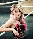 AlexaBliss_WWE-1203745829883973634-20191208_123905-img1.jpg