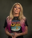 AlexaBliss_WWE-1228718315931099136-20200215_103049-vid1_05.jpg