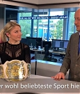 Alexa_Bliss_schlagen_Lasst_es_sie_34.jpg