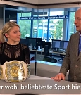 Alexa_Bliss_schlagen_Lasst_es_sie_36.jpg