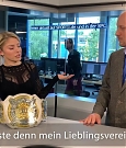 Alexa_Bliss_schlagen_Lasst_es_sie_58.jpg