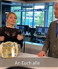 Alexa_Bliss_schlagen_Lasst_es_sie_73.jpg