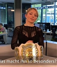 Alexa_Bliss_schlagen_Lasst_es_sie_82.jpg