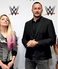 Im_zweiten_Teil_von_Sebastian_Hackls_Treffen_mit_Alexa_Bliss_geht_s_um_WWE_NXT_031.jpg
