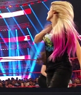 WWE_Backstage_2019_10_15_720p_WEB_h264-HEEL_mp4_000946881.jpg