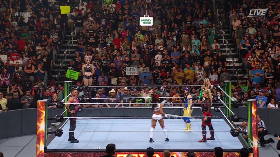 Women_s_MITB_Match_mp40332.jpg