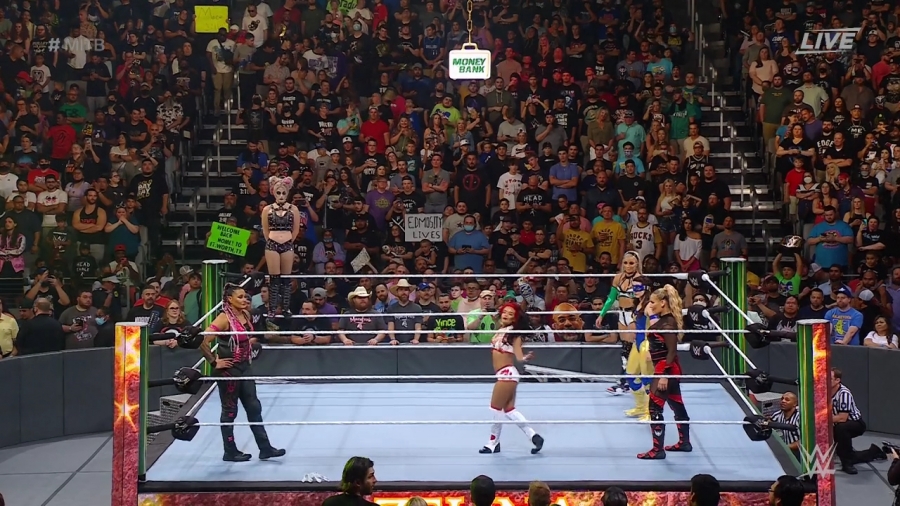 Women_s_MITB_Match_mp40333.jpg