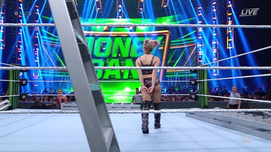 Women_s_MITB_Match_mp40560.jpg