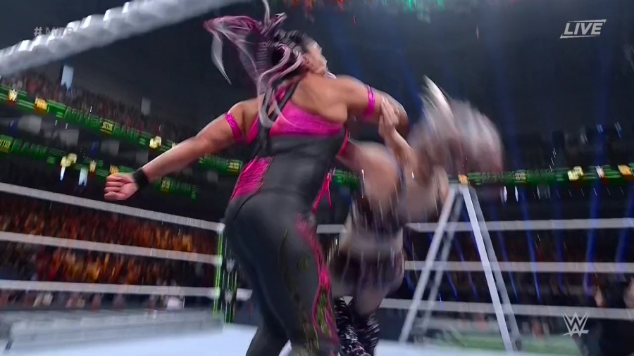 Women_s_MITB_Match_mp40611.jpg