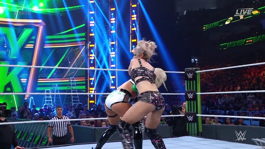 Women_s_MITB_Match_mp40898.jpg