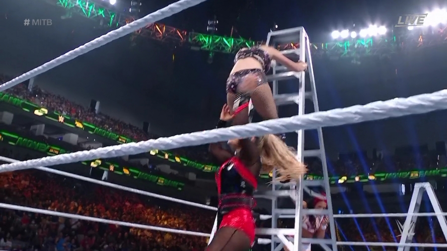 Women_s_MITB_Match_mp40963.jpg