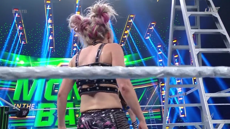 Women_s_MITB_Match_mp41401.jpg